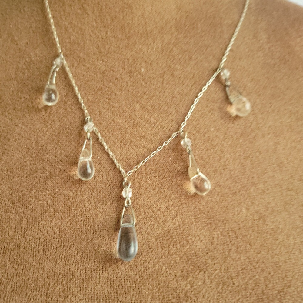 Silver Tone Dainty Teardrop Bead Dangle Necklace 18 Inch Fairycore